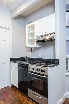 Rented by Centennial Properties NY | media 72