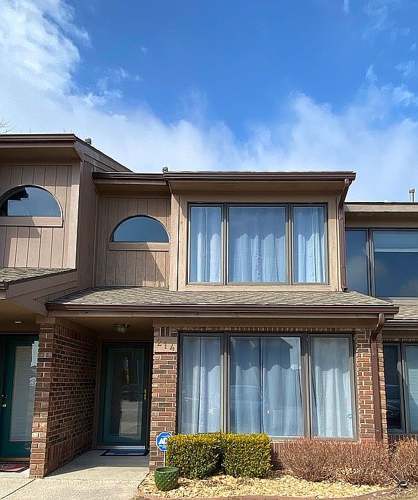 1st image of 214 Harbor Dr