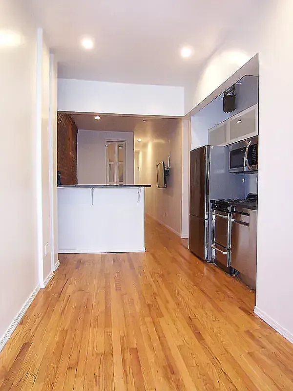 453 West 46th Street — Photo 1