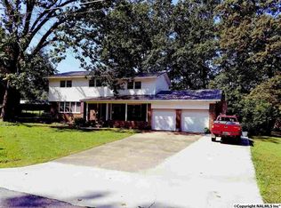 813 7th St NE, Arab, AL 35016