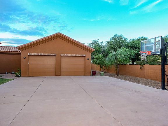 5th image of 2550 E Cherrywood Pl