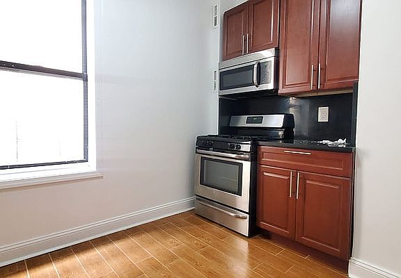 4th image of 100 Convent Ave APT 305