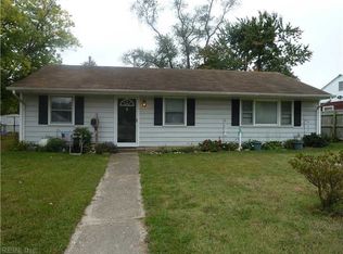19 Shelton Rd, Hampton, VA 23663