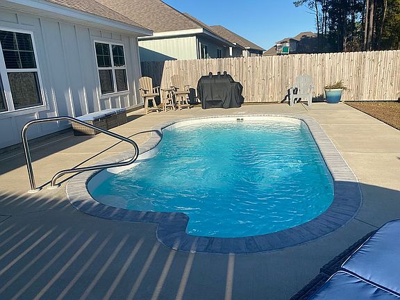 2nd image of 387 N Landward Dr
