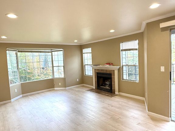 Living Room2
