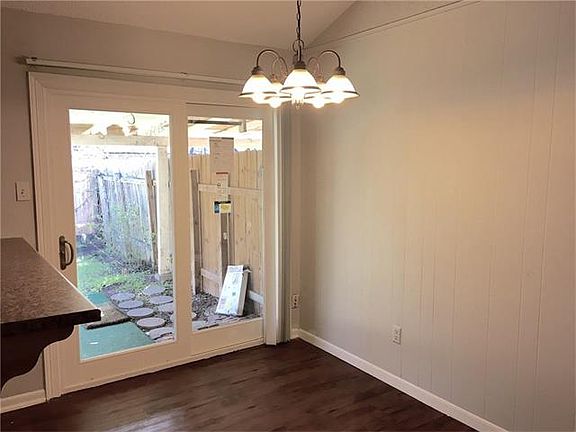 4th image of 1205A Glenda Dr
