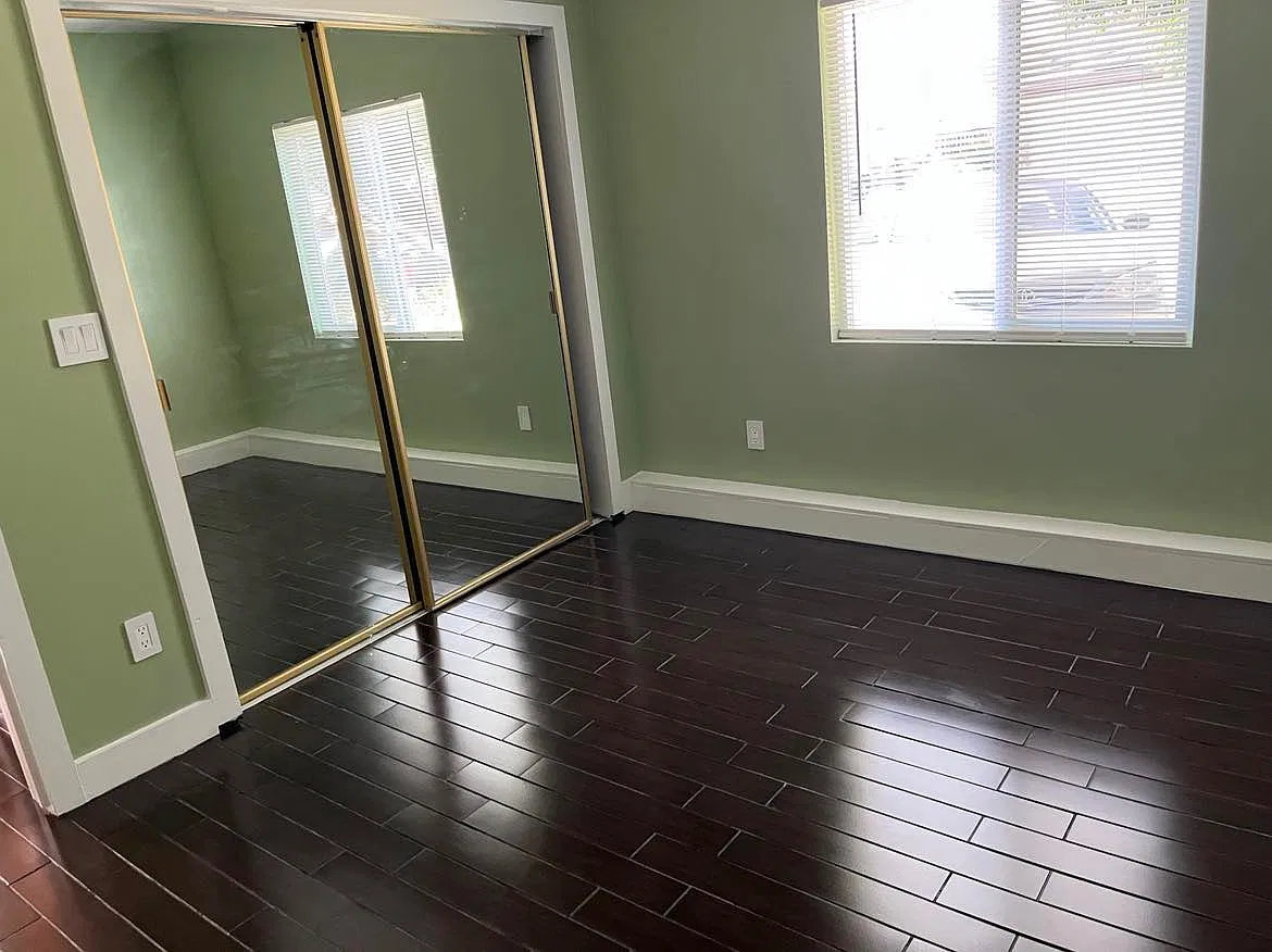 2 bed, $1,800 — Photo 2