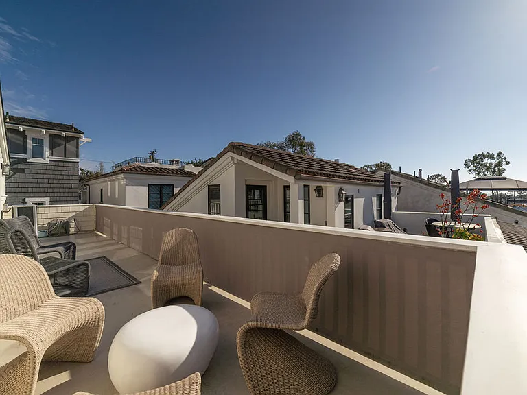 3731 4th Ave — Photo 36