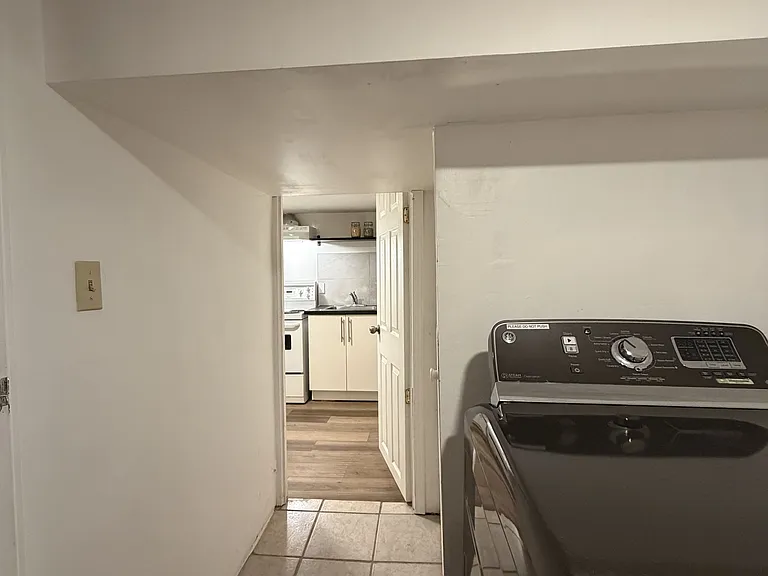 71 Vernon St #BASEMENT — Photo 17
