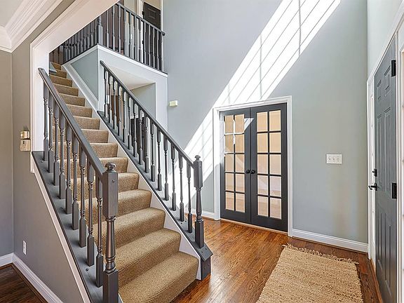 5th image of 1112 Ashton Ct