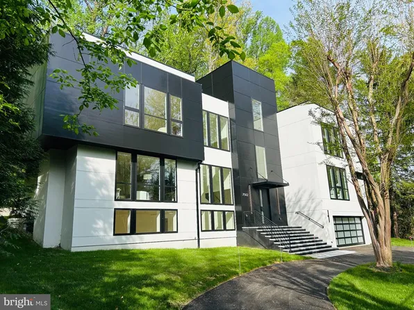 7502 Nevis Rd, Bethesda, MD 20817