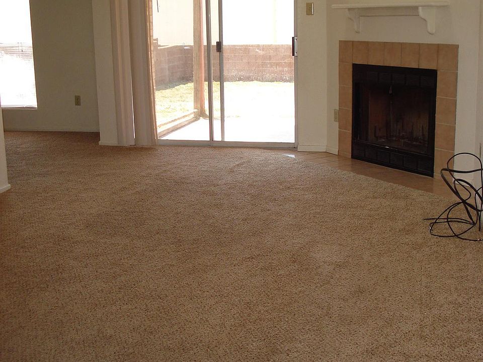 1st image of 120 Cottonwood Dr