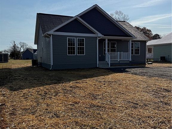 3rd image of 57 Otter Ln