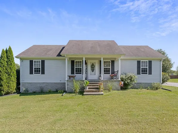 75 Buck Ln, Lafayette, TN 37083