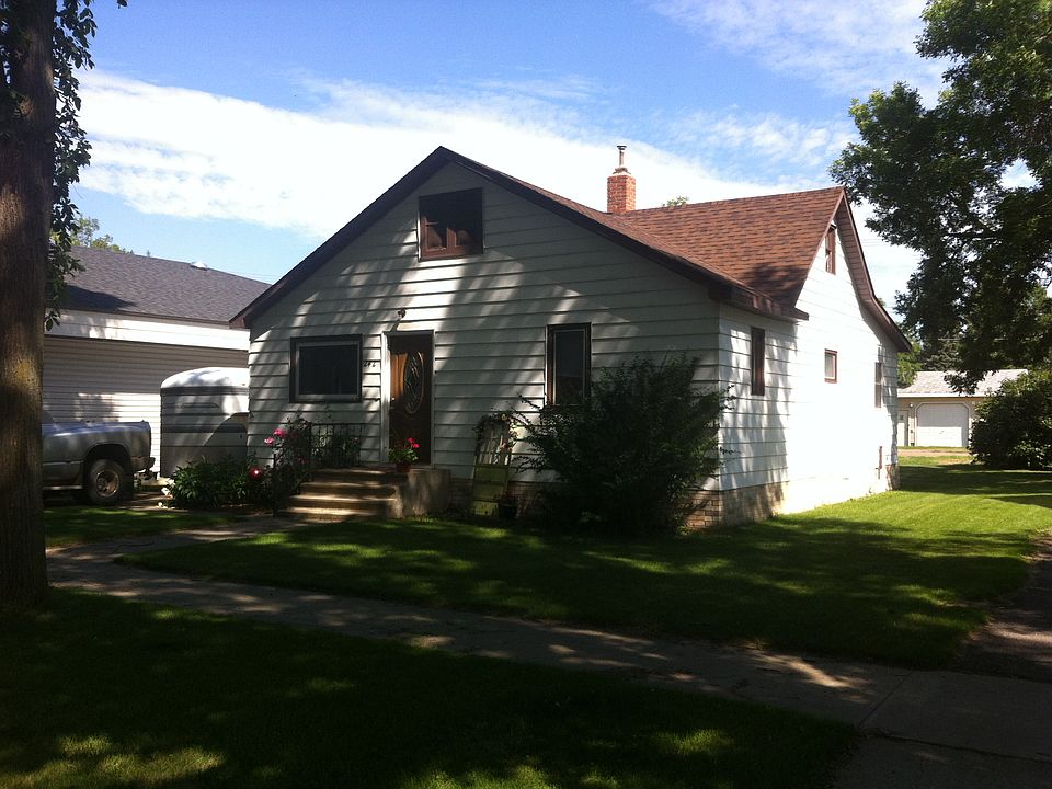 2nd image of 242 Main St W