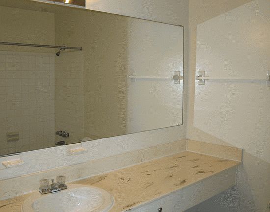 3rd image of 9505 W 85th St APT C