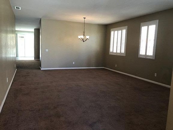 3rd image of 12623 Versaille St