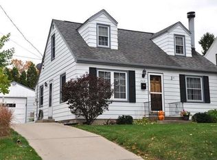 7619 Eagle St, Wauwatosa, WI 53213