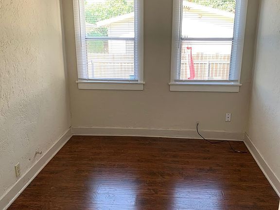 4th image of 531 Cedar St