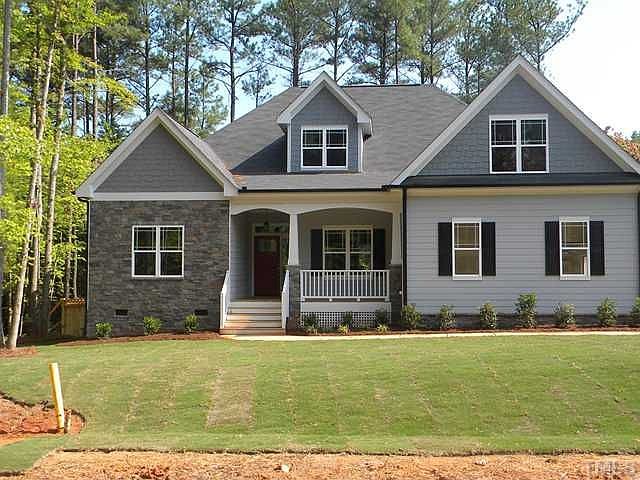 2nd image of 308 Capellan St