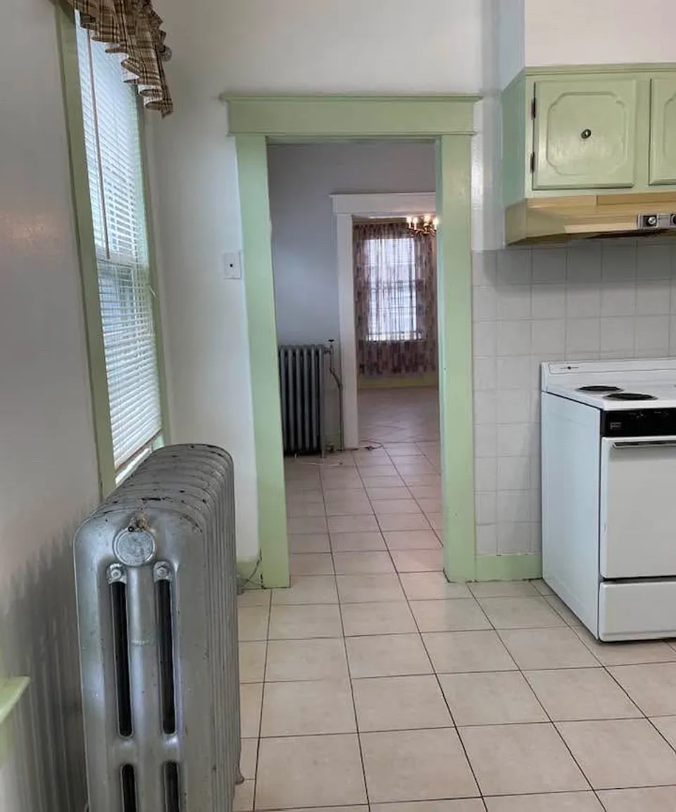 183 S Orchard St — Photo 3