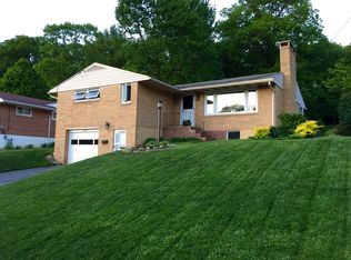 1019 Hillside Trl, Johnstown, PA 15905