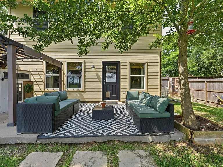13217 Lazy Ln — Photo 41