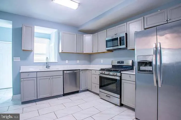 4013 Edmondson Ave — Photo 5
