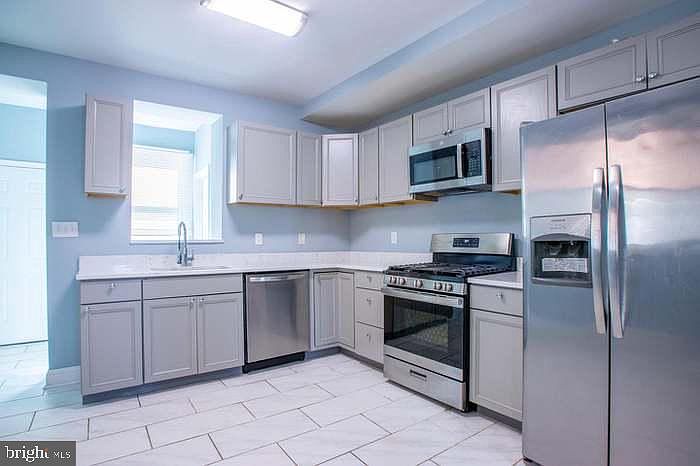 1st image of 4013 Edmondson Ave