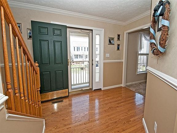 2nd image of 211 Chadwick Trl