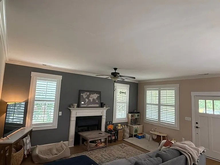 508 Cottage Ct — Photo 3
