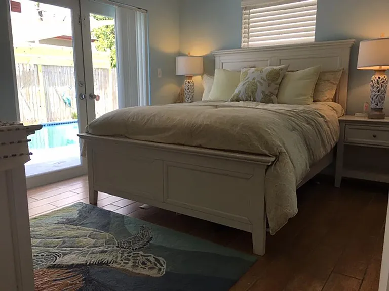 5521 SW 38th Ct — Photo 3