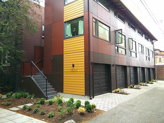 3rd image of 535 16th Ave E APT 203