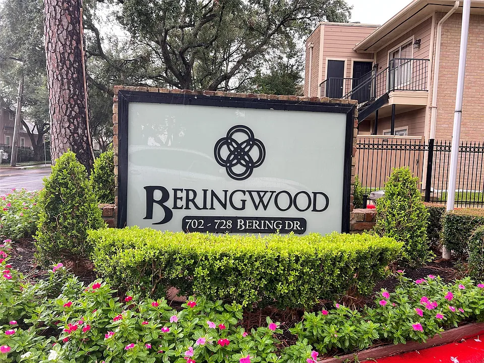 728 Bering Dr #9