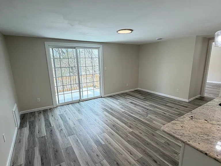 267 Branford Rd #203 — Photo 4
