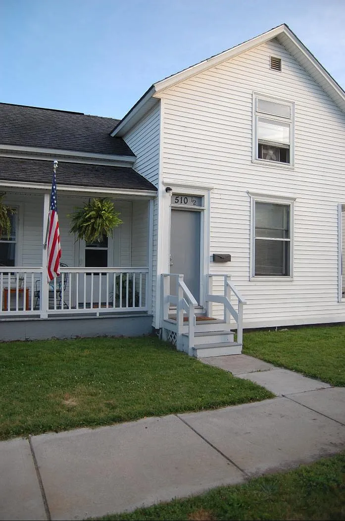 510 Adams Ave — Photo 1
