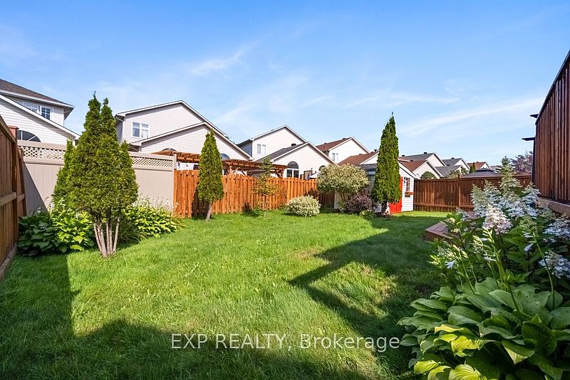 Ottawa House for rent - 4 Bedrooms — photo 35