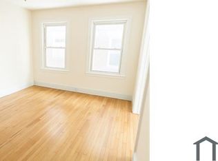 402 Bond St, Bridgeport, CT 06610