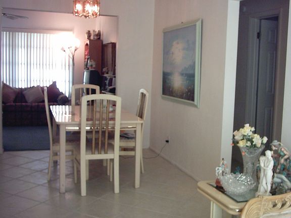 dining into family room