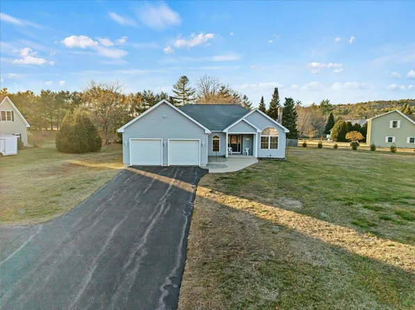 51 Riverside Drive, Alfred, ME 04002