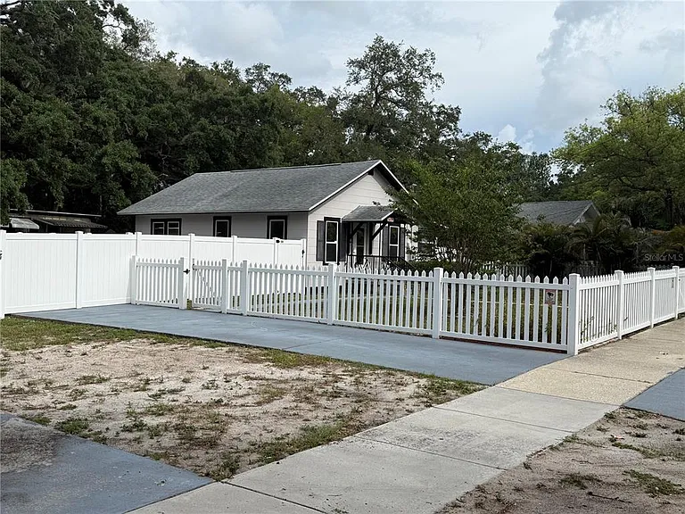 1235 Bass Blvd — Photo 21