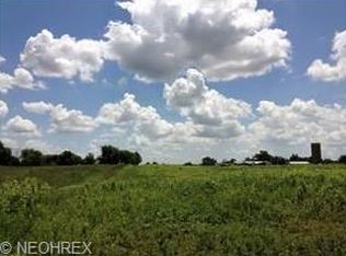 226 Cackler Rd, Streetsboro, OH 44241