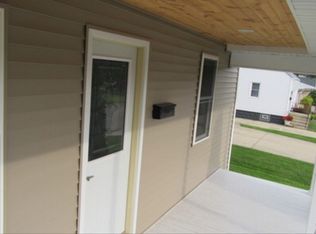 1607 Highland Ave, Crest Hill, IL 60403