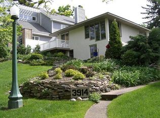 3914 Crystal Lake Blvd, Robbinsdale, MN 55422