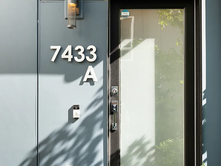 7433A 4th Ave NE — Photo 33