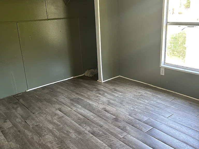 2846 Minnesota Ave — Photo 3