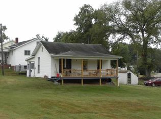 849 High St, Middleport, OH 45760