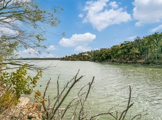 108 Three Forks Xing, Chico, TX 76431