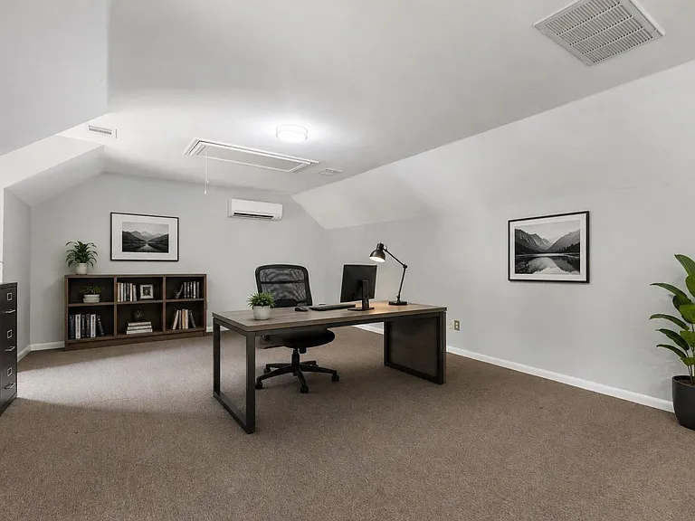 6 E Cottage Green St — Photo 43