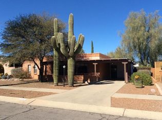 315 E Los Rincones, Green Valley, AZ 85614